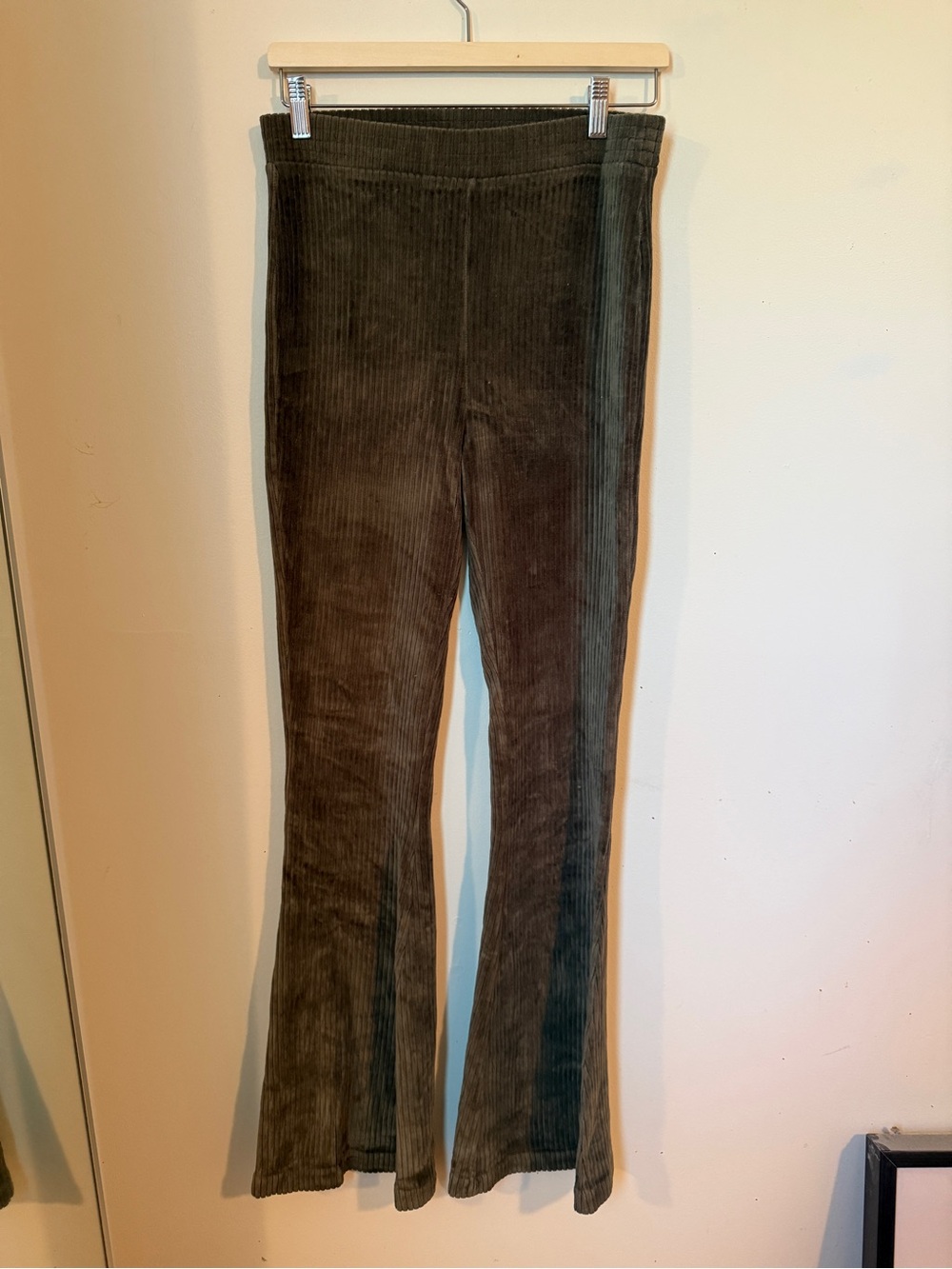 Aerie Olive Green Velvet Flared Leggings